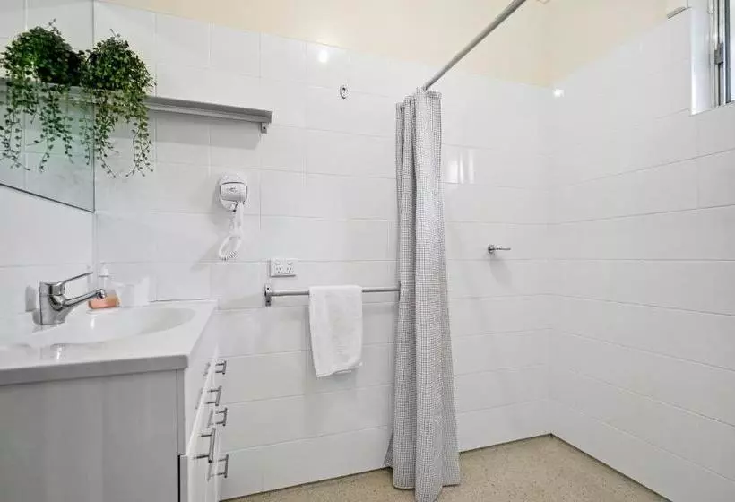 Hotelli Short Stays Gippsland Trafalgar