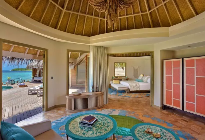 هتل The Nautilus Maldives