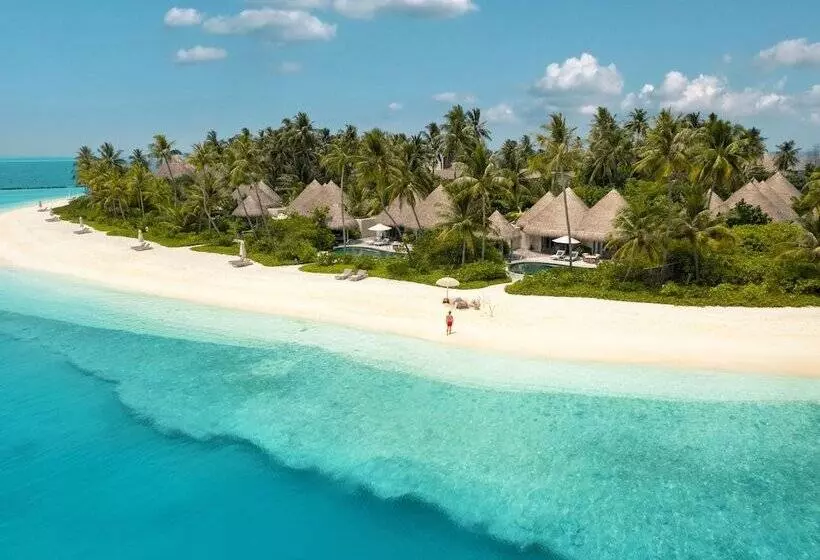 هتل The Nautilus Maldives