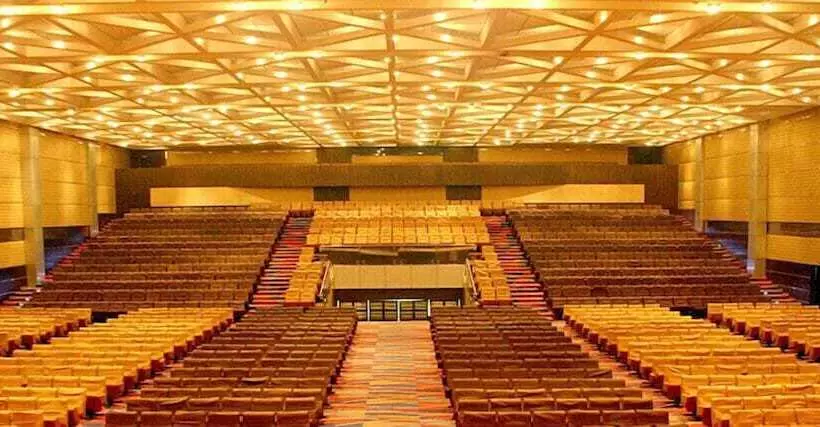 Gokulam Park Hotel & Convention Centre