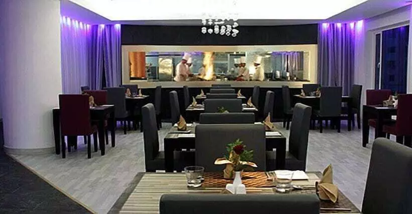 Gokulam Park Hotel & Convention Centre