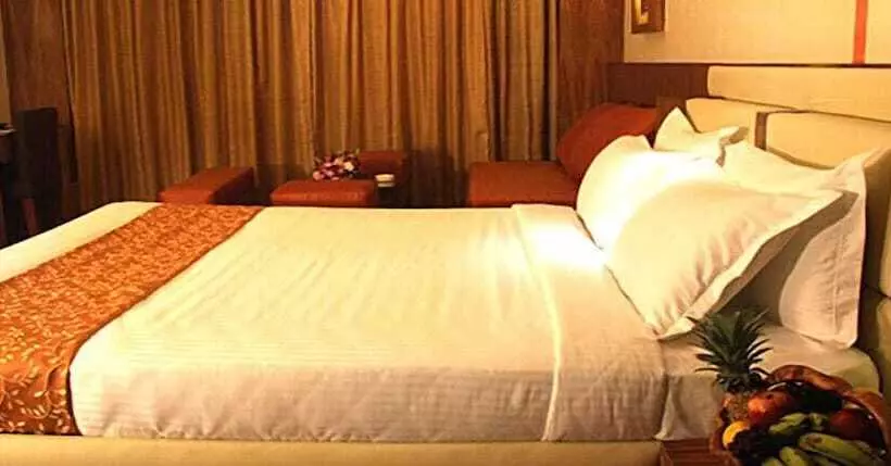 Gokulam Park Hotel & Convention Centre