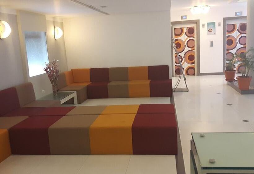 Gokulam Park Hotel & Convention Centre