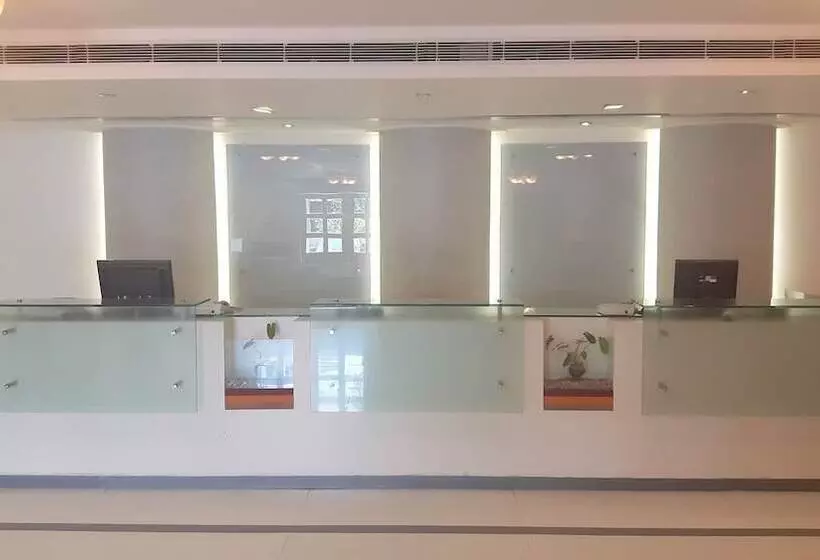 Gokulam Park Hotel & Convention Centre