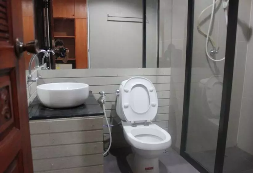 Hotelli Green Hill Resort