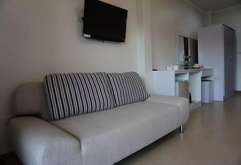 Hotelli Green Hill Resort