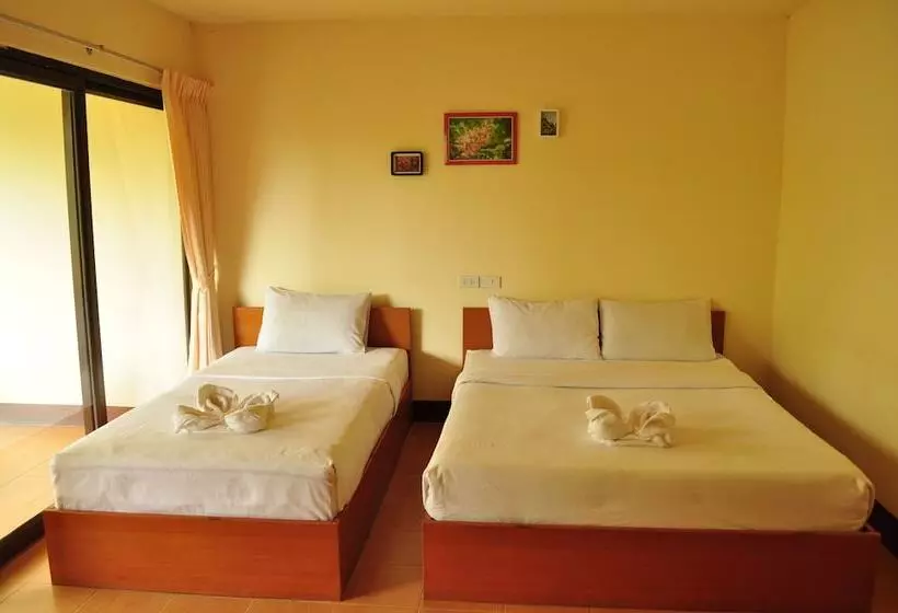 Hotelli Green Hill Resort