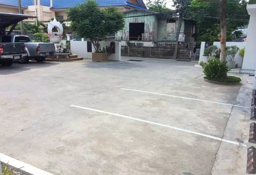 Hotelli Living Apartment