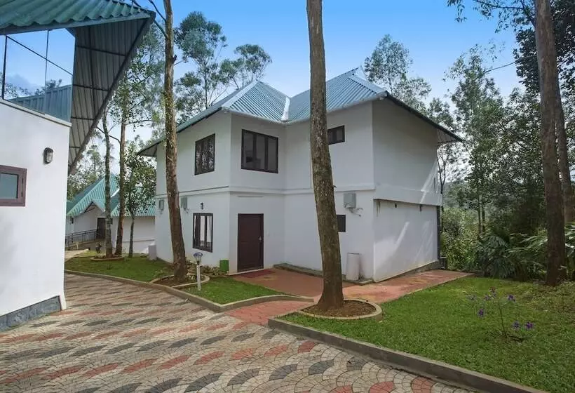 Hotelli Misty Lake Resort