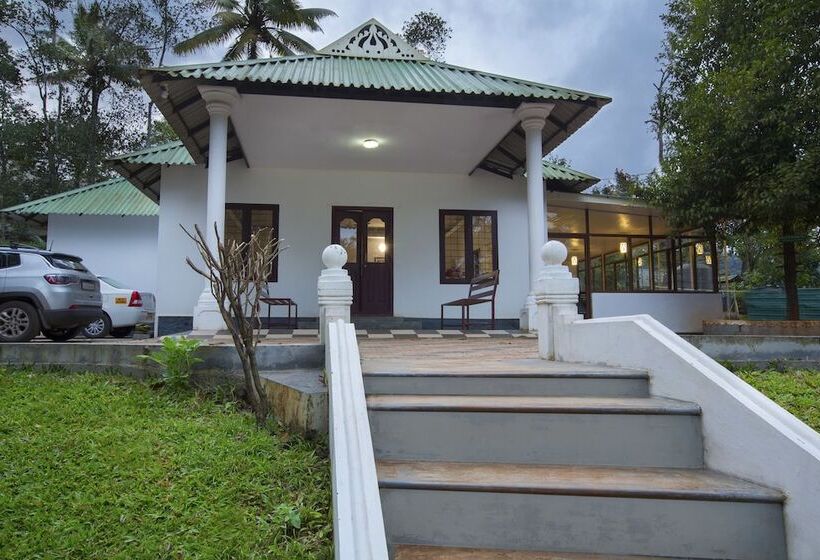 בית מלון כפרי Misty Lake Resort