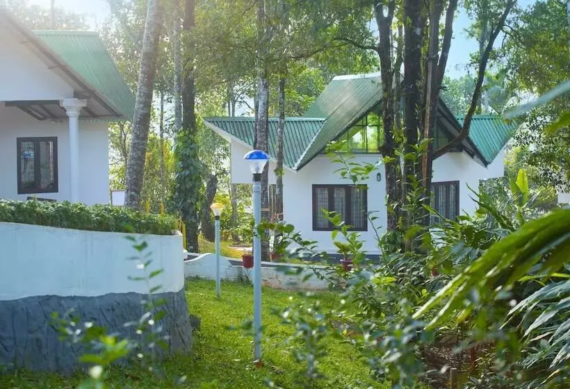 Hotelli Misty Lake Resort