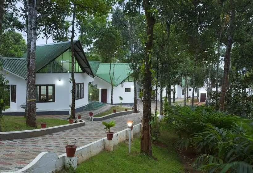 Hotelli Misty Lake Resort