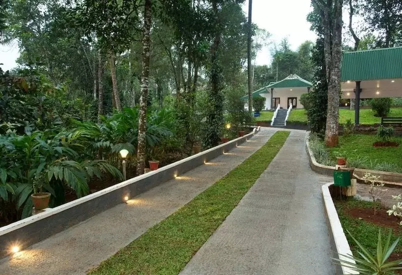 Hotelli Misty Lake Resort