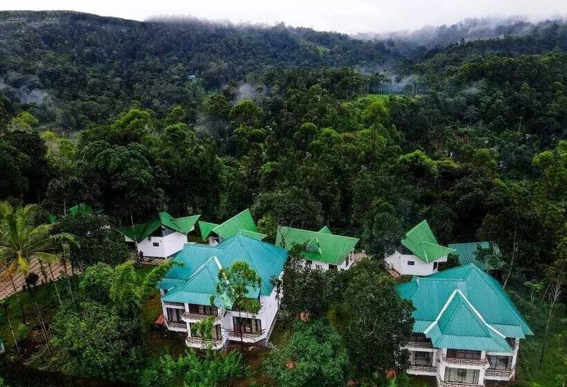 Hotelli Misty Lake Resort