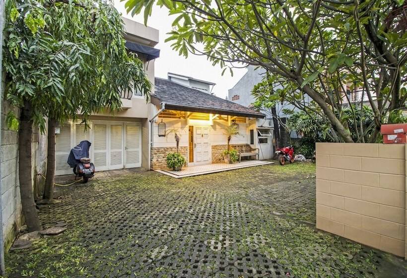 Hotelli Reddoorz @ Mampang Prapatan