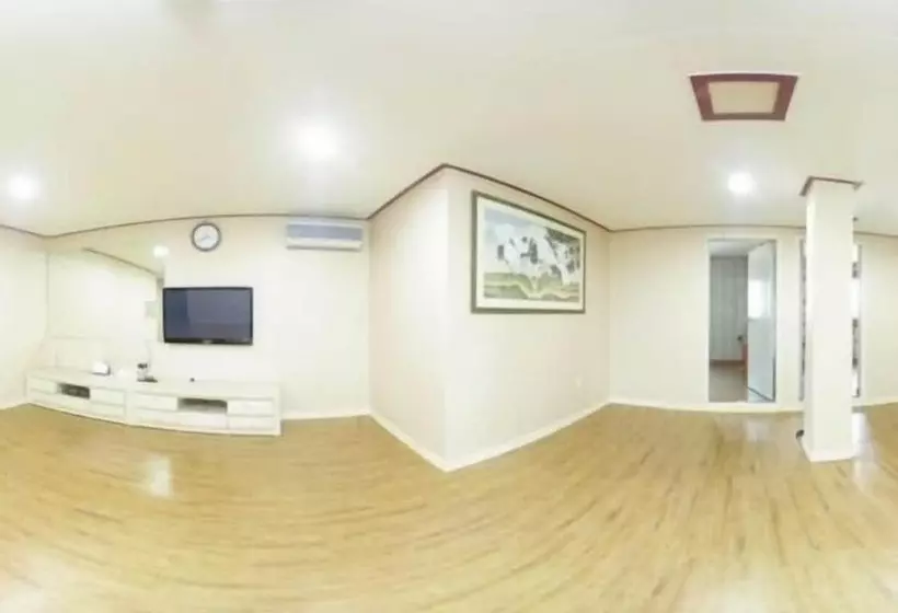 Songnisan Grand Hotel & Condo