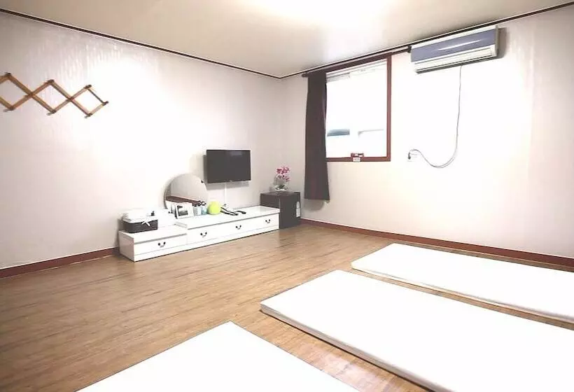 Songnisan Grand Hotel & Condo