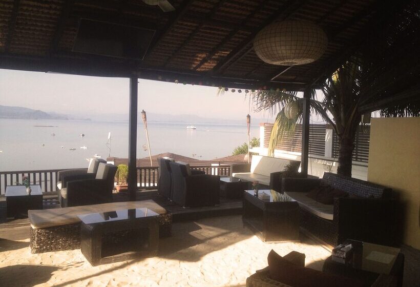 Peace And Love Resort