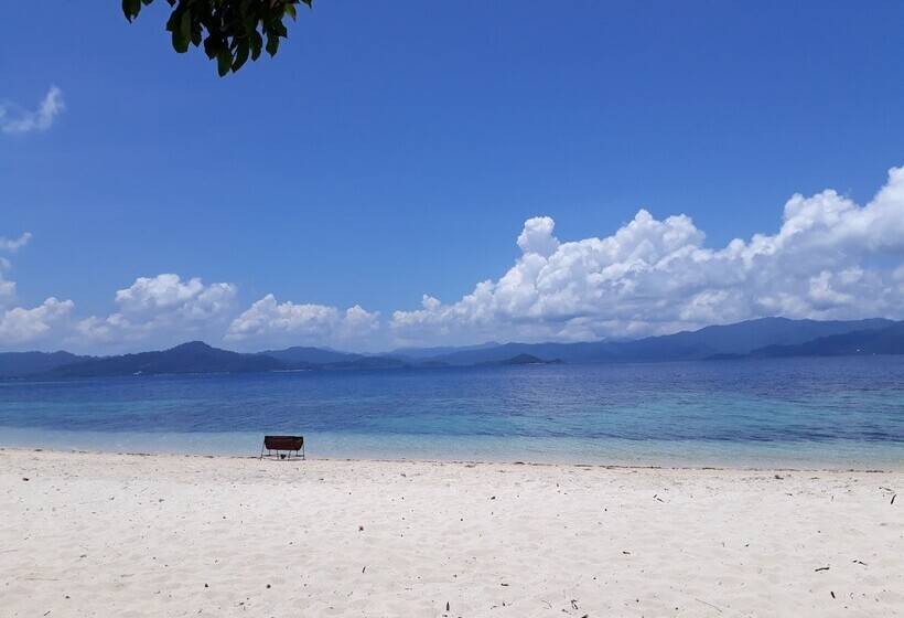 Peace And Love Resort