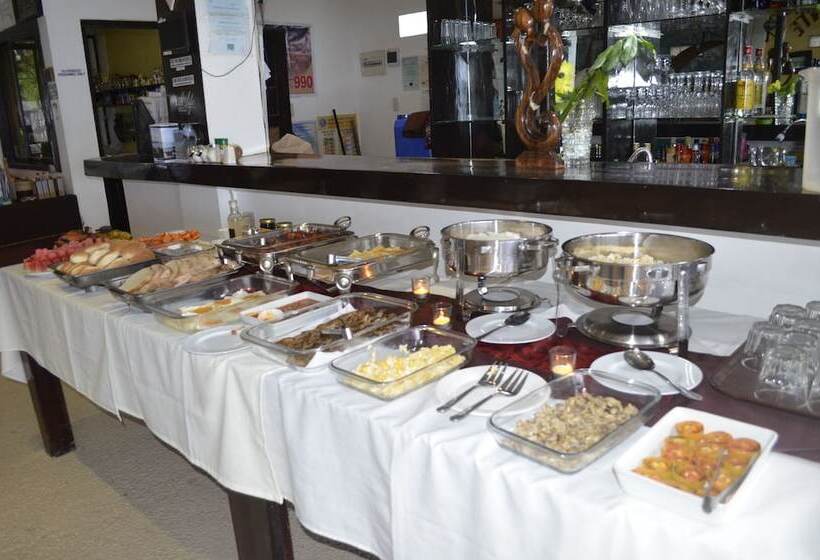 Peace And Love Resort