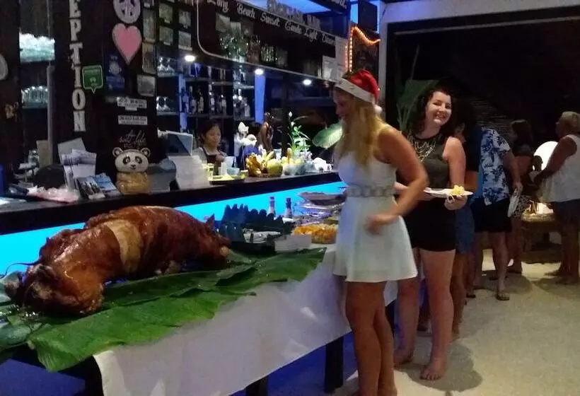 Peace And Love Resort