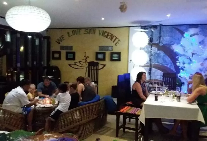 Peace And Love Resort