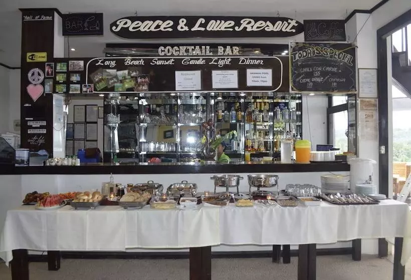 Peace And Love Resort