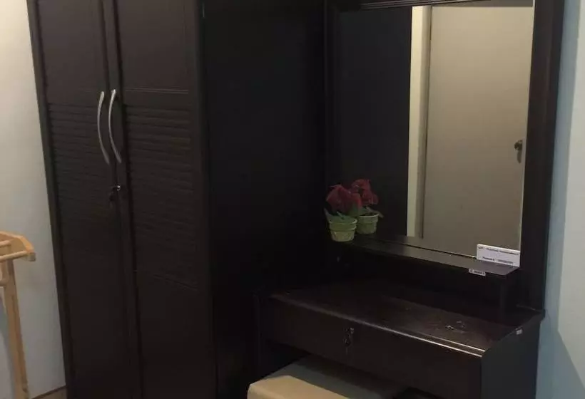 Majatalo Phumthadarommanee Resort