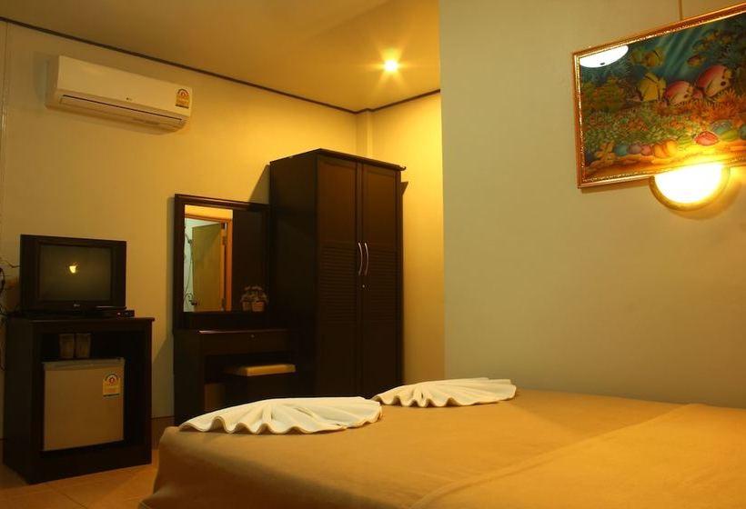 Пансион Phumthadarommanee Resort