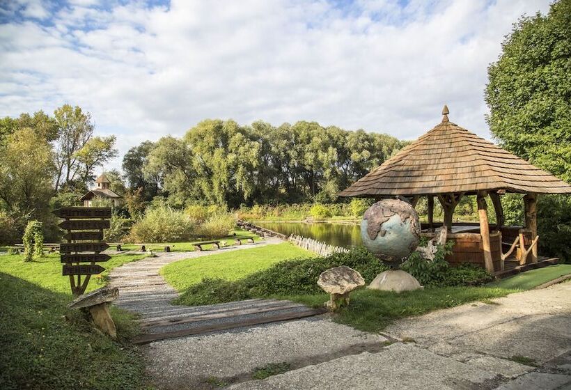 פנסיון Resort Svět