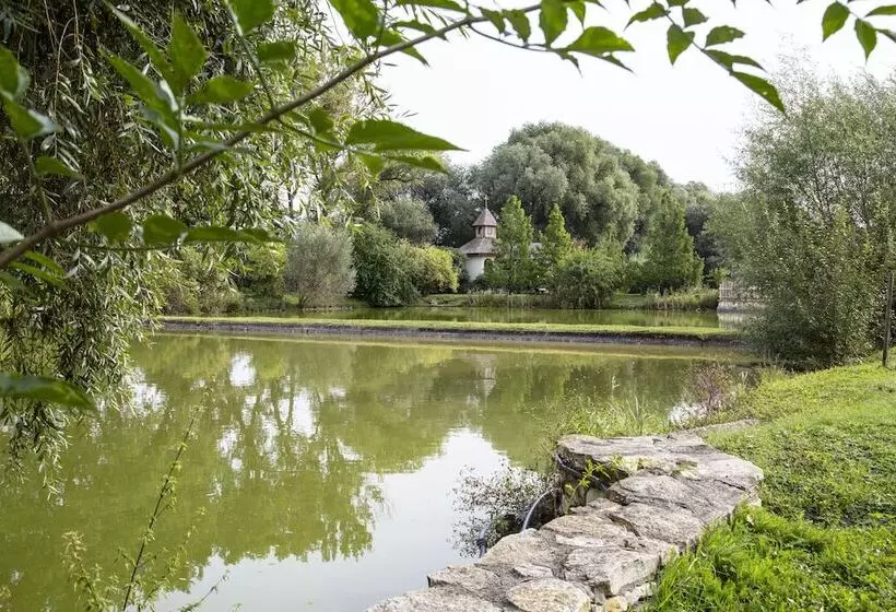 Majatalo Resort Svět