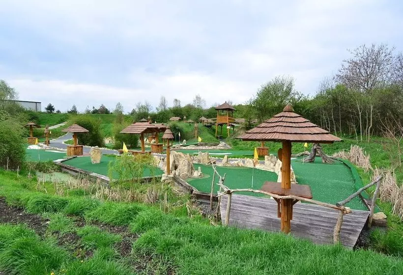 Majatalo Resort Svět