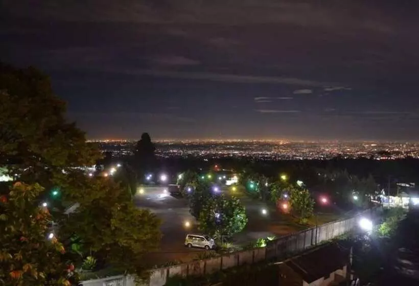 Hotelli The Highland Park Resort Bogor