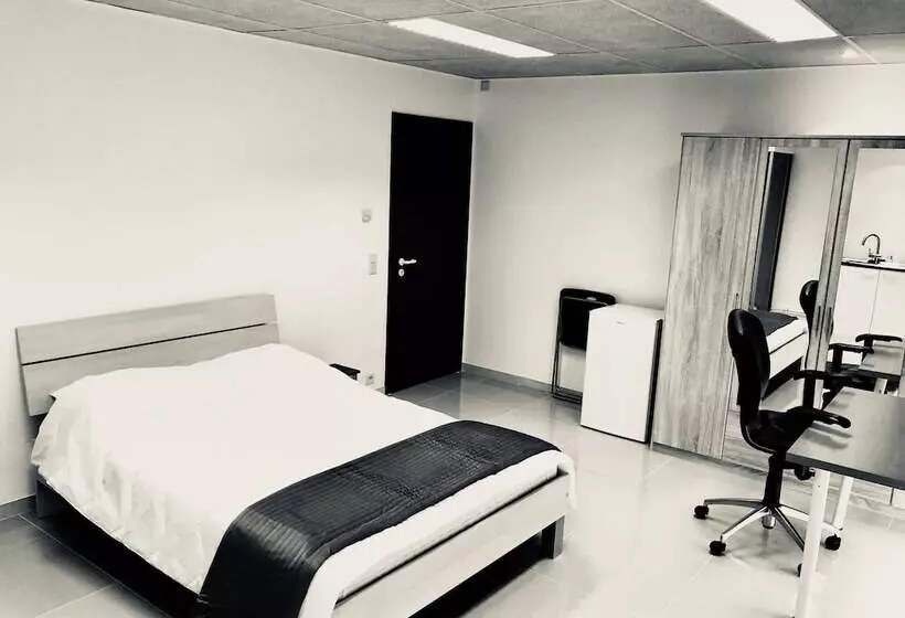 Be Hostel