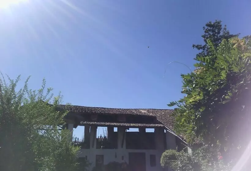 Aamiaismajoitus (B&B) Casa Mortarino