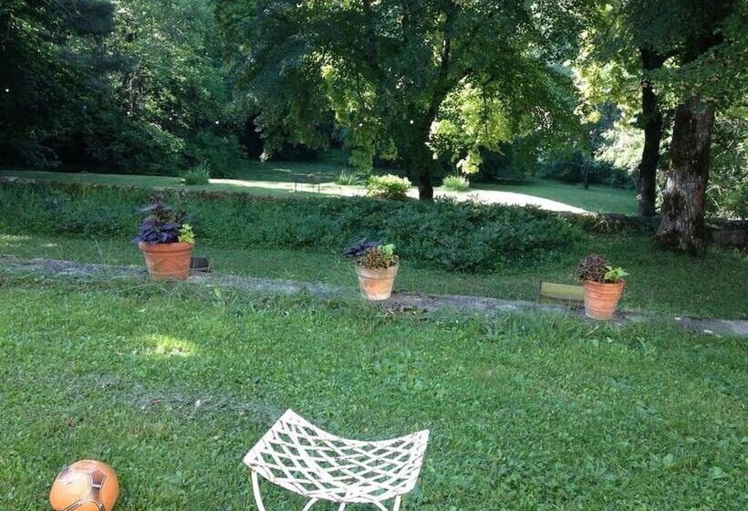 Bed and Breakfast Chateau De Laric