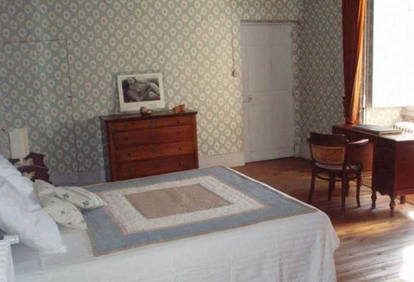 Bed and Breakfast Chateau De Laric