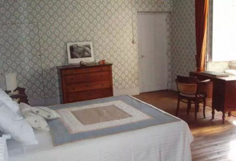 Aamiaismajoitus (B&B) Chateau De Laric