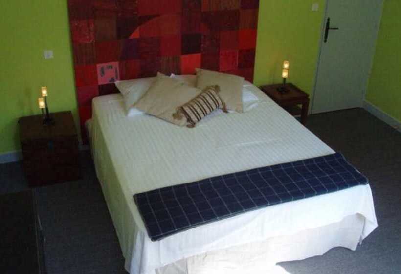 Bed and Breakfast Chateau De Laric