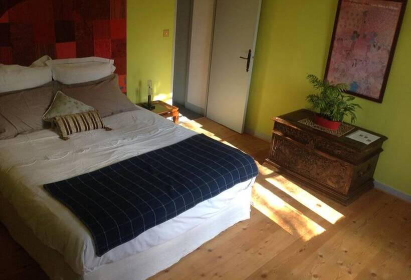 Bed and Breakfast Chateau De Laric