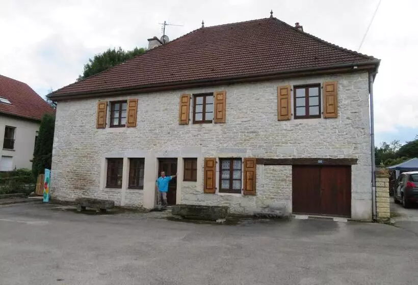 Aamiaismajoitus (B&B) Les Jardins D Armance