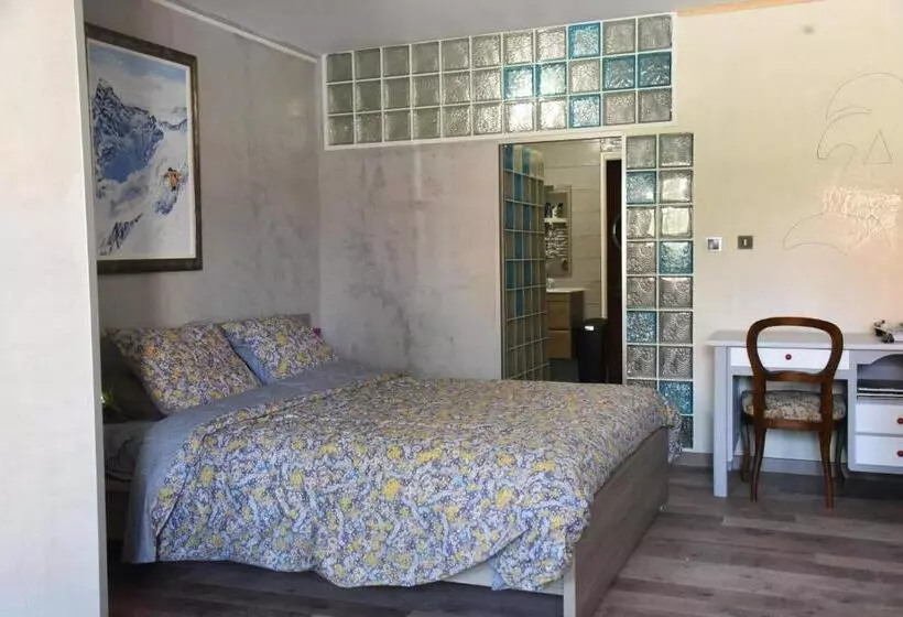 Aamiaismajoitus (B&B) Les Jardins D Armance