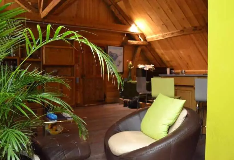 Aamiaismajoitus (B&B) Les Jardins D Armance