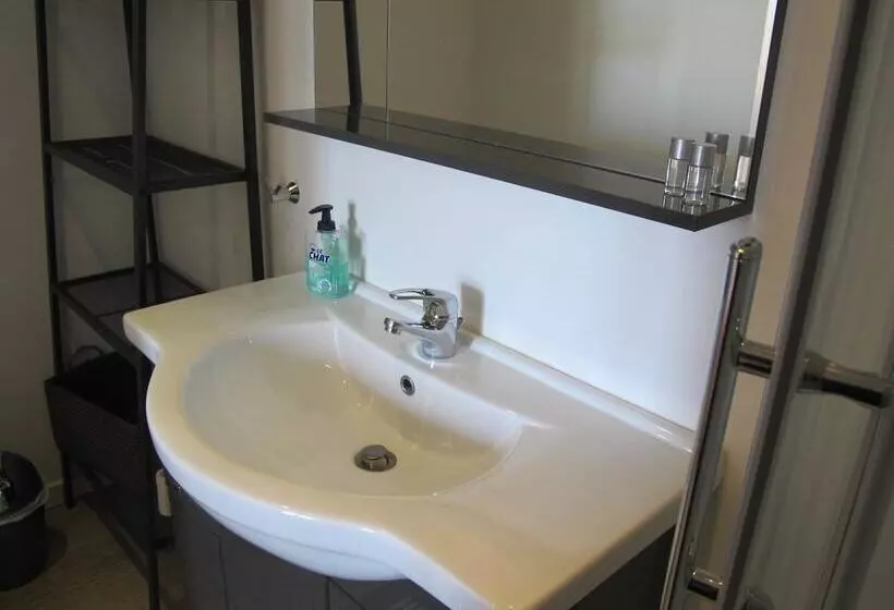 Aamiaismajoitus (B&B) Loucardalines