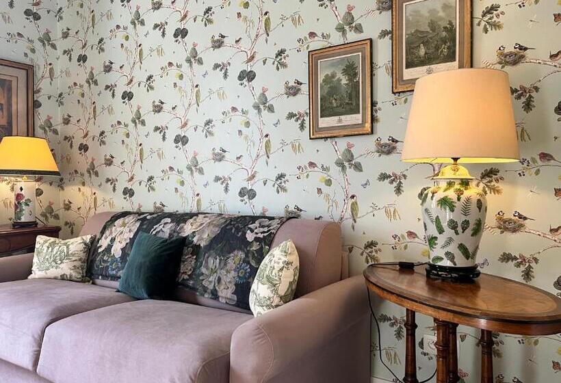 مبيت وإفطار Château De Picheny