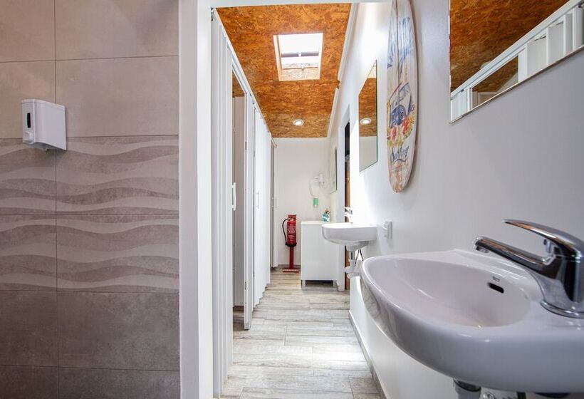 فندق فئة نجمة واحدة Vila Maria Mix Dorm By Host Point