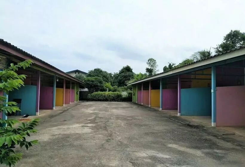 Hotelli First First Inn