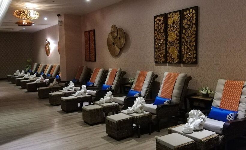 בית מלון כפרי Grand Oliver