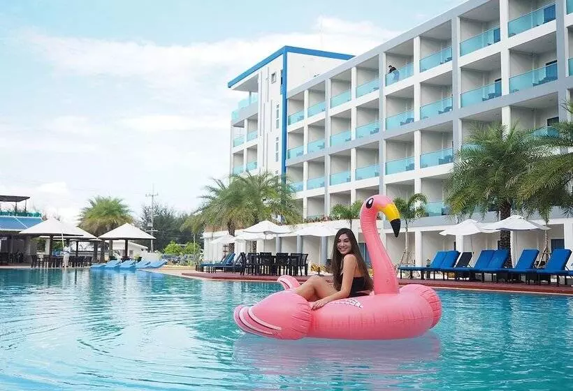 Hotelli Grandblue Resort