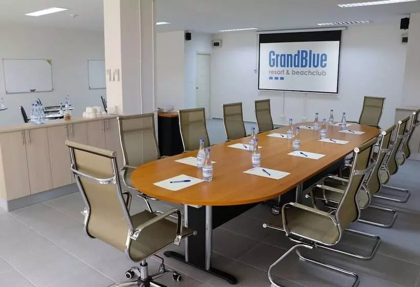 Hotelli Grandblue Resort
